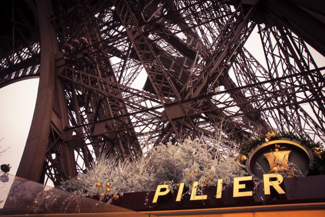 Pilier Est de la Tour Eiffel